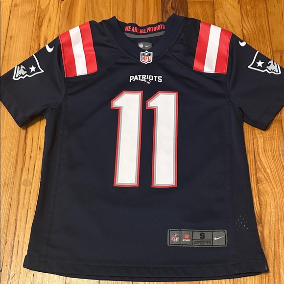 Nike Kids Patriots Navy and Red Jersey - Picture 1 of 4